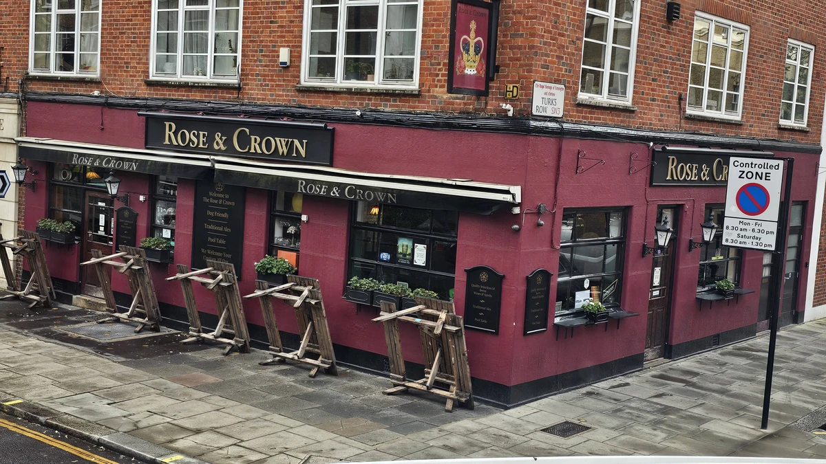 Rose & Crown, Chelsea