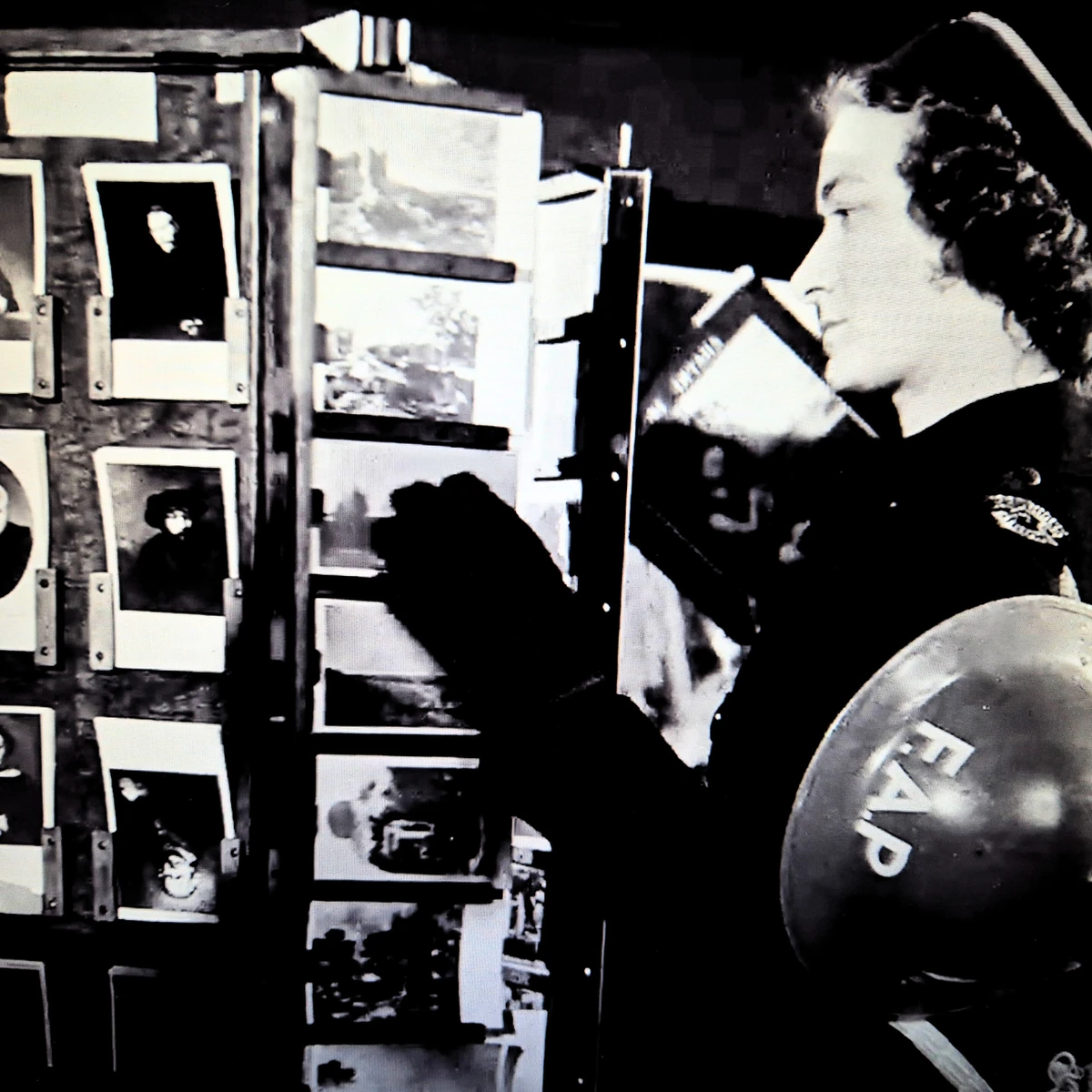 Humphrey Jennings: Art as Propaganda